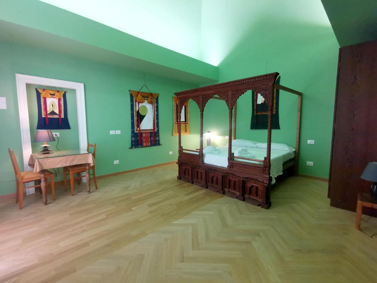 Speciale Tarshito Guesthouse Bari Eksteriør bilde